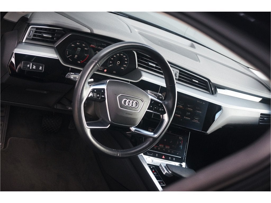 Audi e-tron e-tron 50 quattro Launch edition plus 71 kWh | P, Auto's, Audi, Automaat, Zwart, Vierwielaandrijving, SUV of Terreinwagen