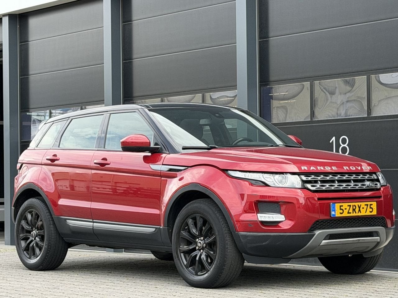 Land Rover Range Rover Evoque 2.2 eD4 Meridian Pano Leer Cli, Auto's, 150 pk, Xenon verlichting, Bedrijf, 168 €/maand