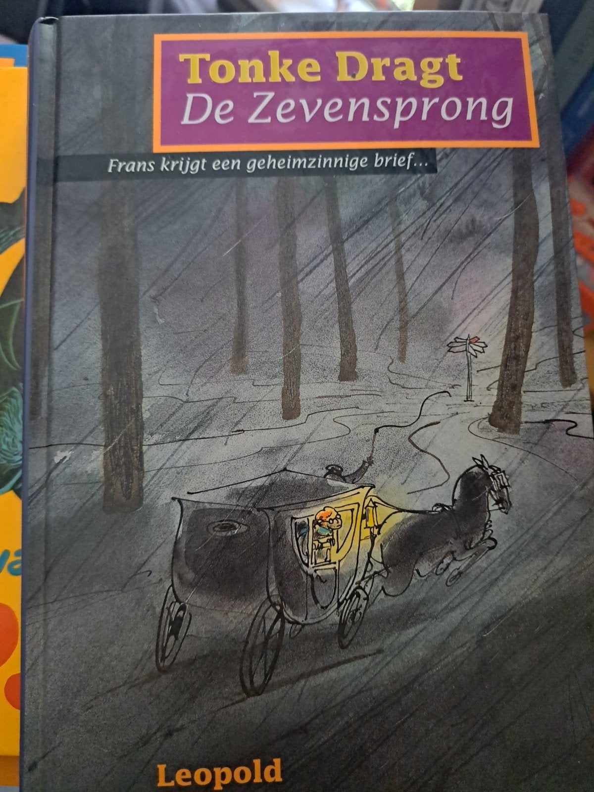 Tonke Dragt - De Zevensprong (verfilmd), Ophalen of Verzenden, Gelezen, Tonke Dragt, Fictie algemeen