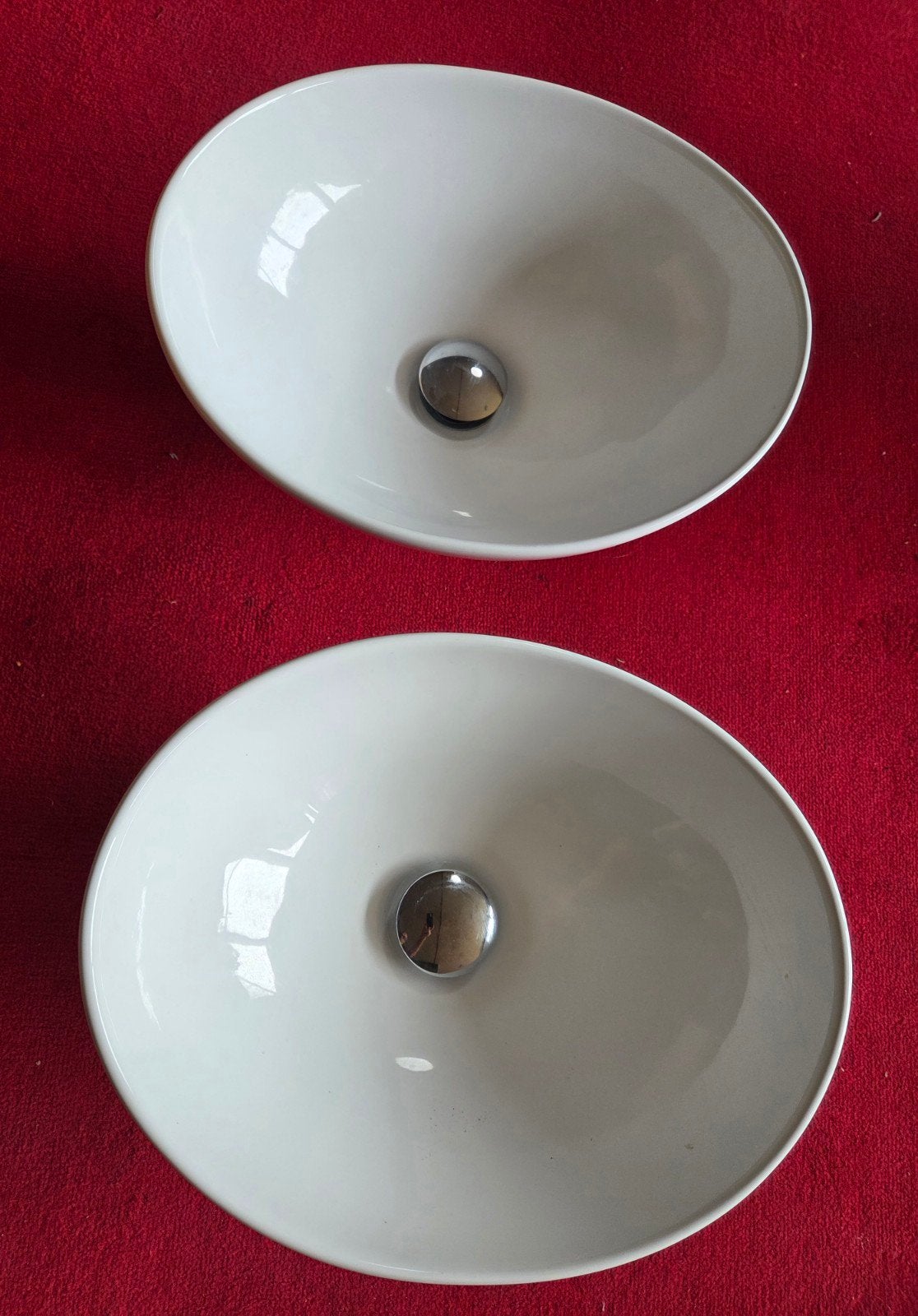 2 ovale keramieken witte wastafels., Ophalen, Wastafel