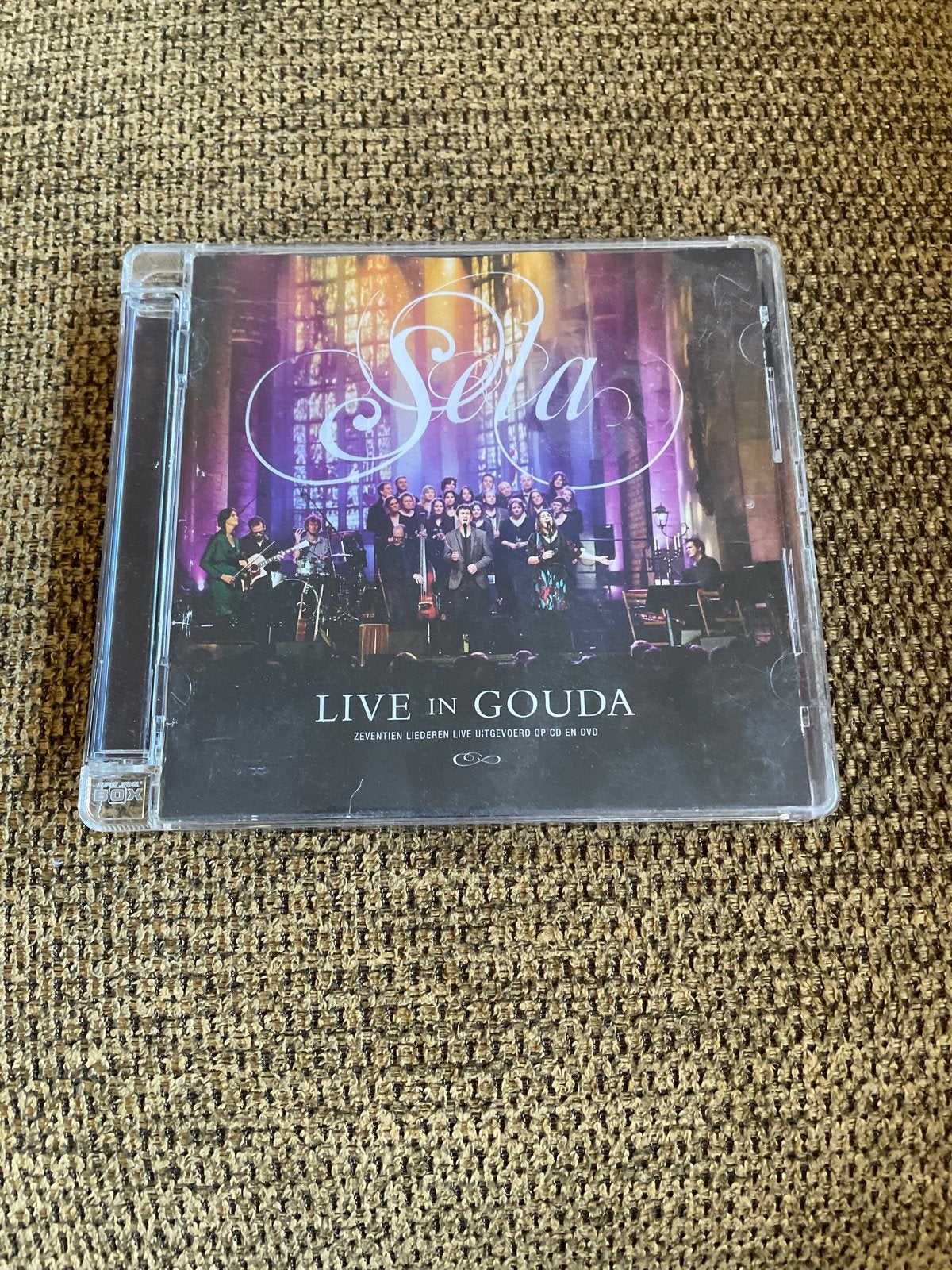 Sela - Live in Gouda cd/dvd-box, Cd's en Dvd's, Inclusief DVD, Ophalen of Verzenden, Zo goed als nieuw, Live-album