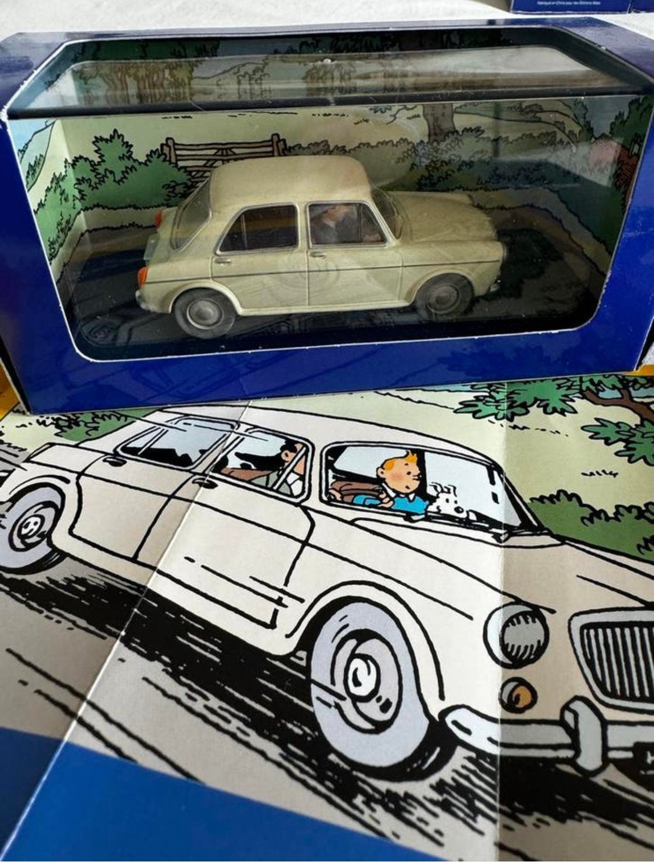 Kuifje auto 1:43 de MG 1000 uit zwarte rotsen, Verzamelen, Stripfiguren, Ophalen of Verzenden, Kuifje, Zo goed als nieuw, Beeldje of Figuurtje