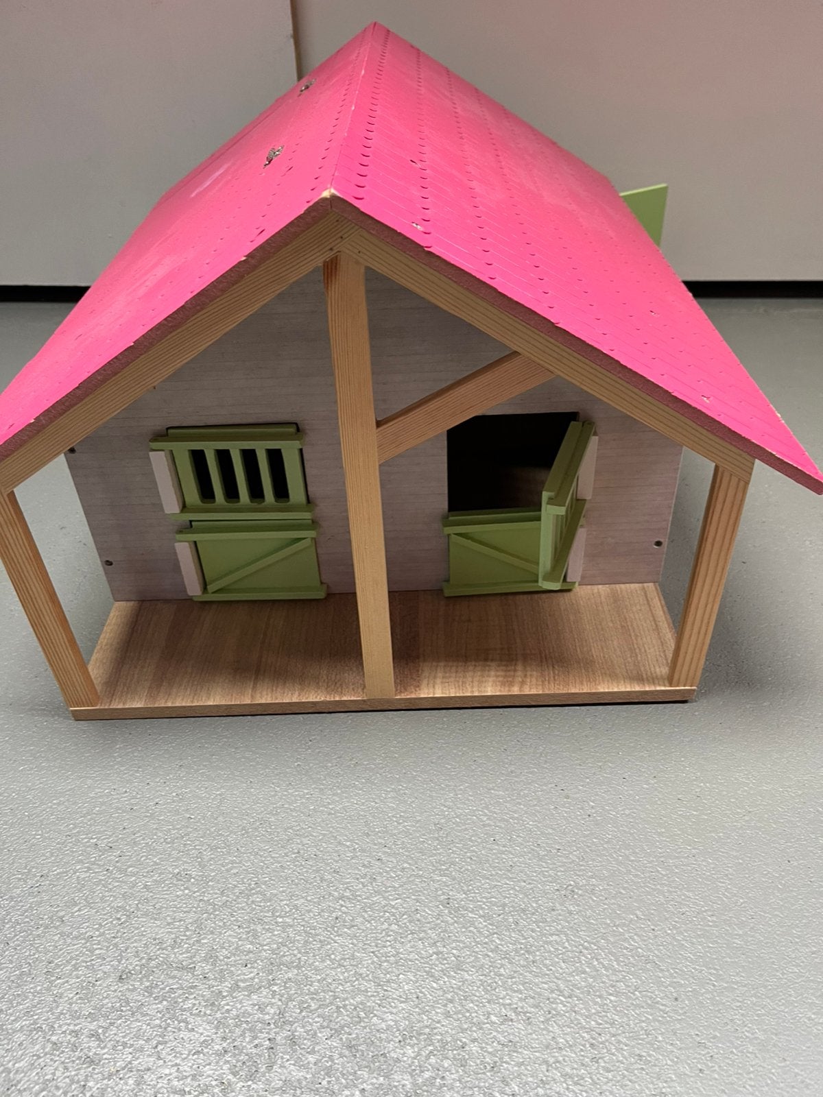 Houten manege, Ophalen, Zo goed als nieuw, Poppenhuis