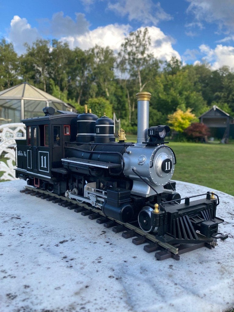 LGB White pass Locomotief NR11 met serienummer 26253, Hobby en Vrije tijd, Modeltreinen | Overige schalen, Ophalen, Locomotief