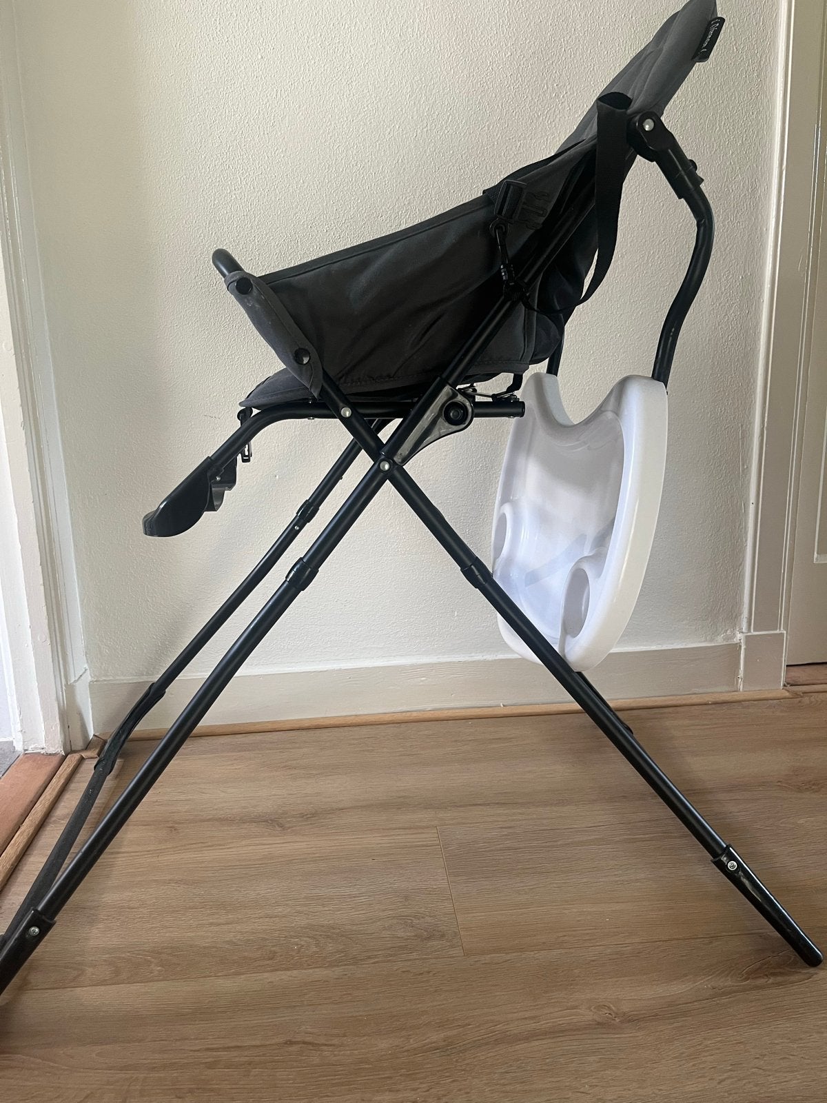 Handige Inklapbare Kinderstoel met Afneembaar Eetblad, Kinderen en Baby's, Kinderstoelen, Ophalen, Gebruikt, Inklapstoel, Afneembaar eetblad