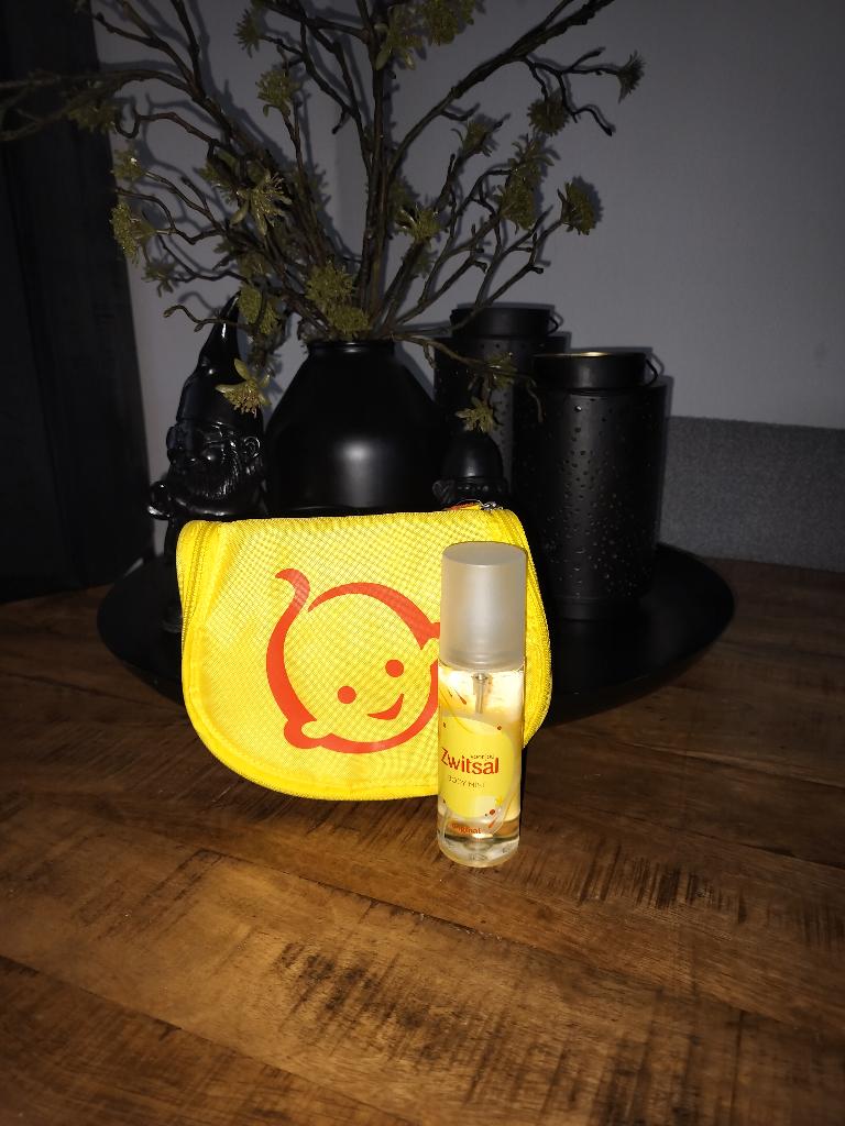 NIEUW Zwitsal Original Bodymist met gratis toilettas, Ophalen of Verzenden, Nieuw, Geel, Jongen of Meisje