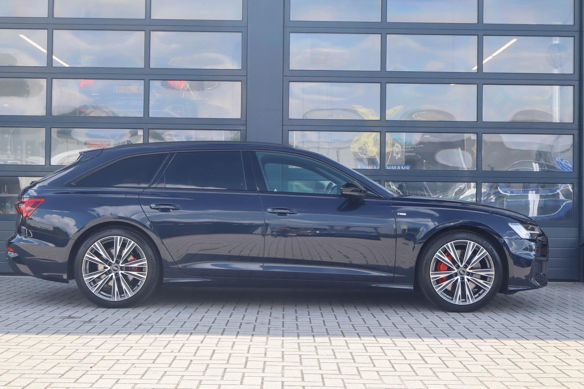 Audi A6 Avant 55 TFSIe 367pk quattro Pro Line S Competition, Auto's, Automaat, 12 maanden, 77 km/l, Gebruikt