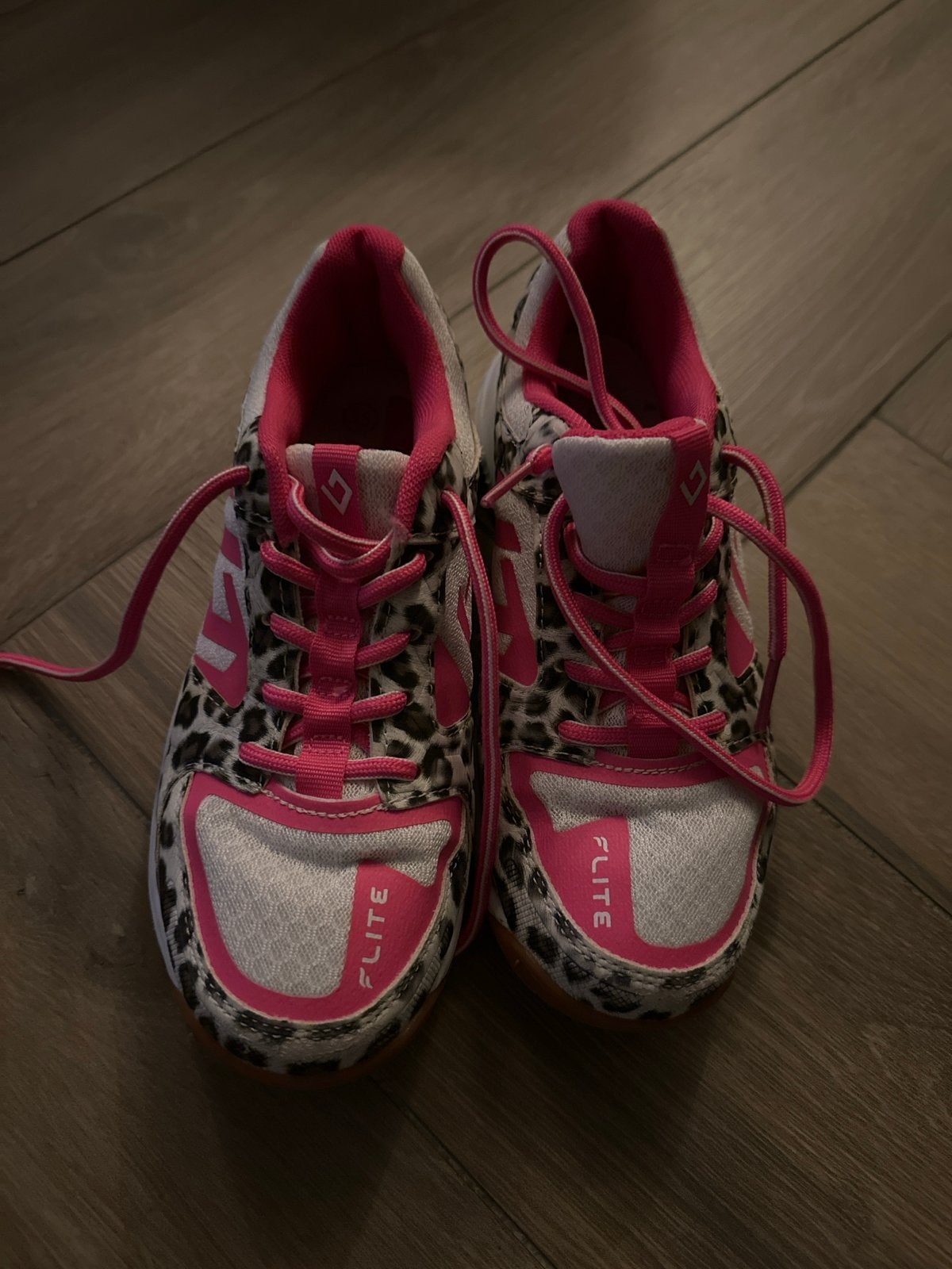 Brabo Flite zaalhockeyschoenen  - Panter & Roze - Maat 35, Ophalen of Verzenden, Zo goed als nieuw, Roze, Sportschoenen