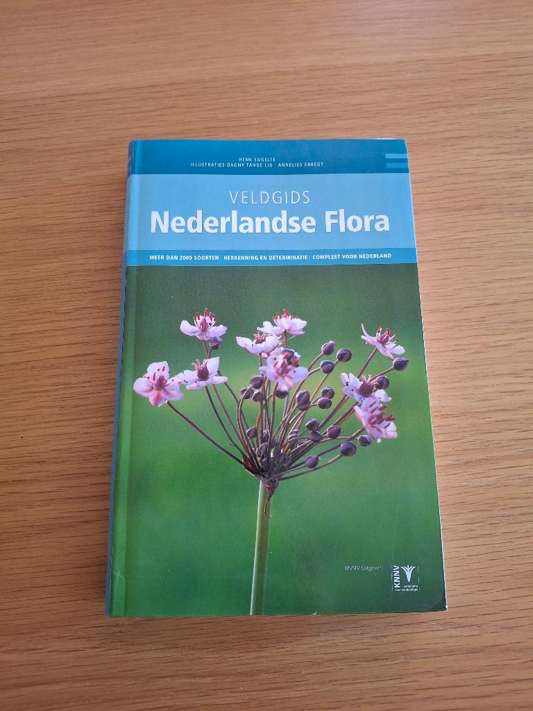 Veldgids Nederlandse Flora, Bloemen, Planten en Bomen, Zo goed als nieuw, Henk Eggelte, Ophalen of Verzenden