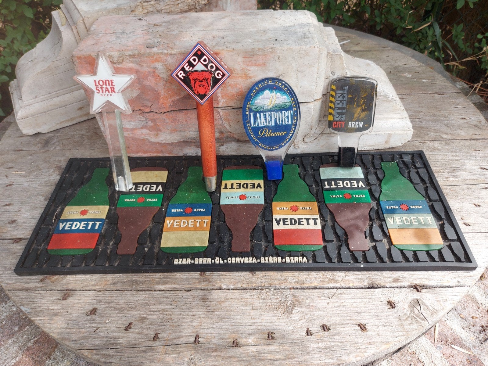 5 x oud bier reclame, 4 taphendels & 1 reclame barglasmat, Verzamelen, Ophalen of Verzenden, Reclamebord