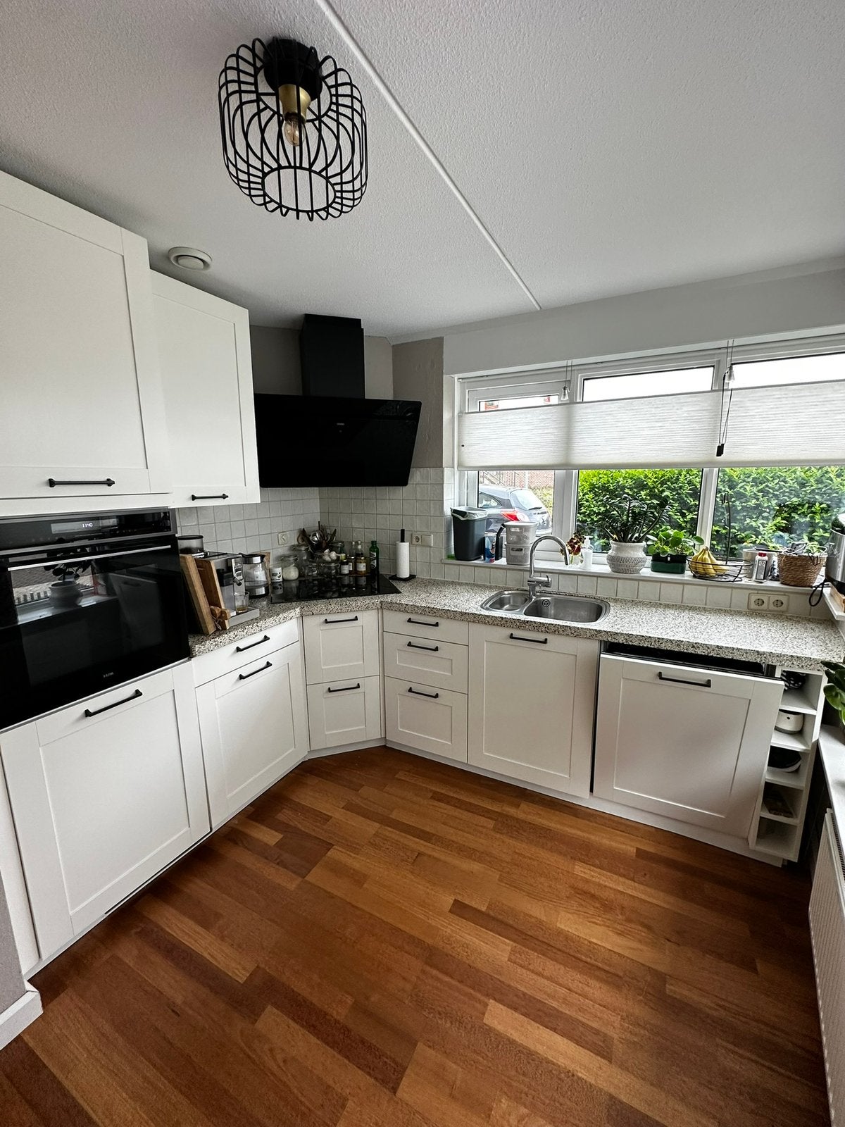 Complete keuken met natuurstenen terrazzo blad, Ophalen, Wit, Hoekkeuken, Graniet of Steen