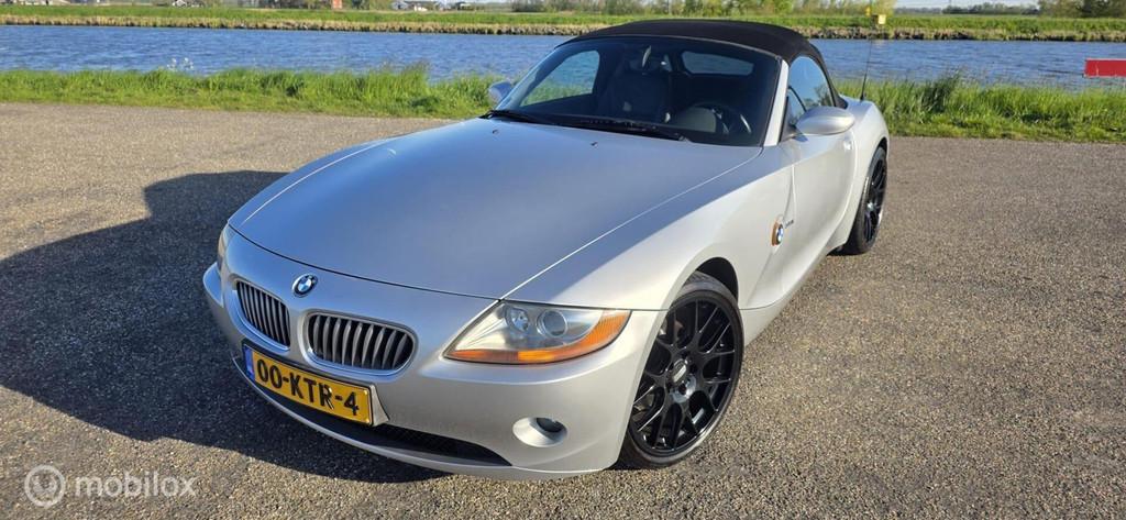 BMW Z4 Roadster 3.0i, 19”BBS, Nw apk, 2de eigenaar !, Achterwielaandrijving, Gebruikt, Cabriolet, Handgeschakeld