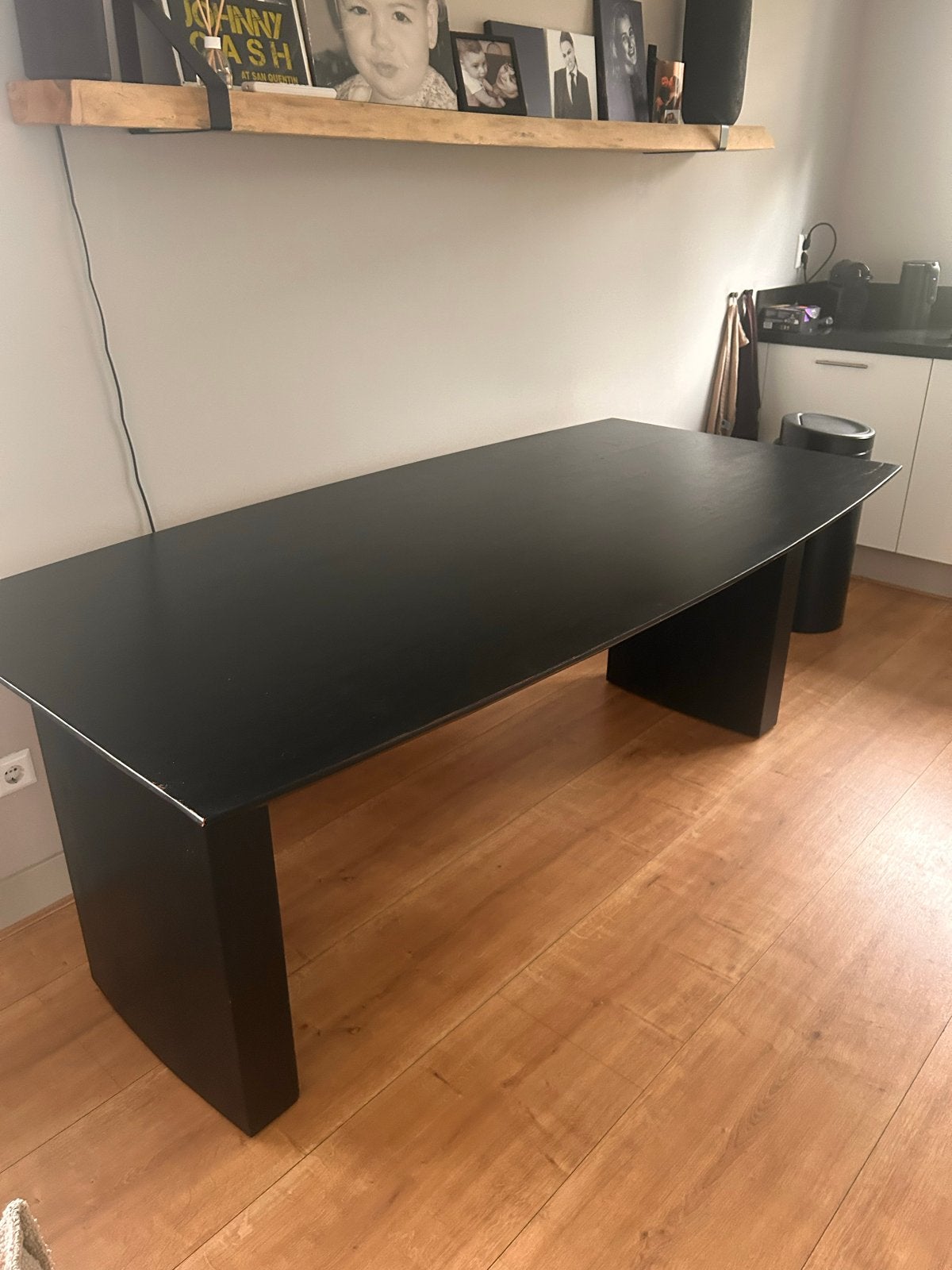 Deense ovale zwarte eettafel - 200x100/86cm, Ophalen, Gebruikt, 100 tot 150 cm, Vijf personen of meer