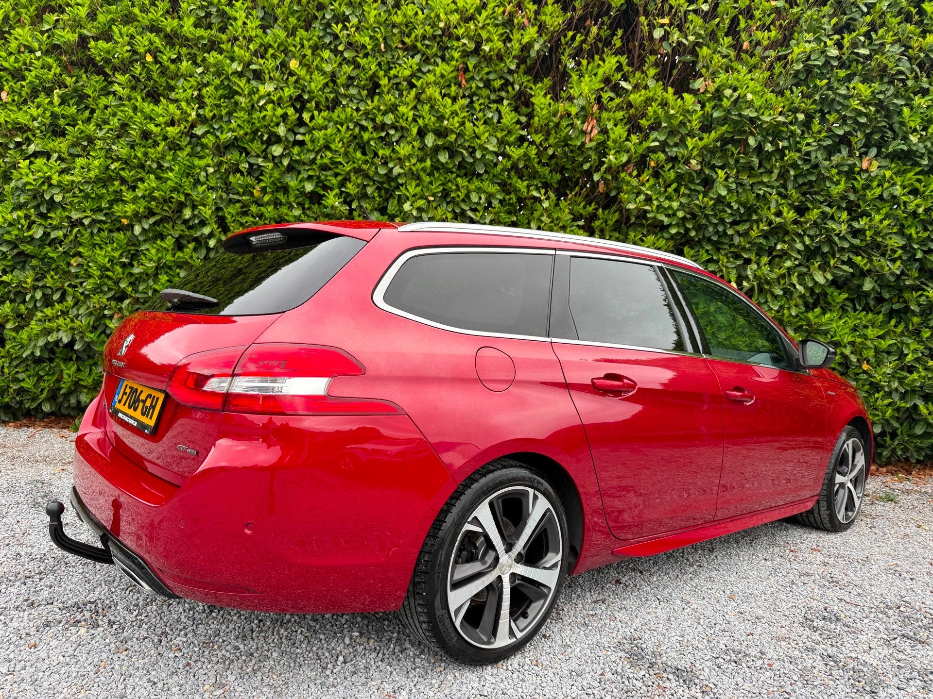 Peugeot 308 SW 1.2 PT GT-LINE |DB-RIEM V.V.|PANO|NAVI|TREKHA, Auto's, Peugeot, Gebruikt, 1199 cc, 1165 kg, Leder en Stof