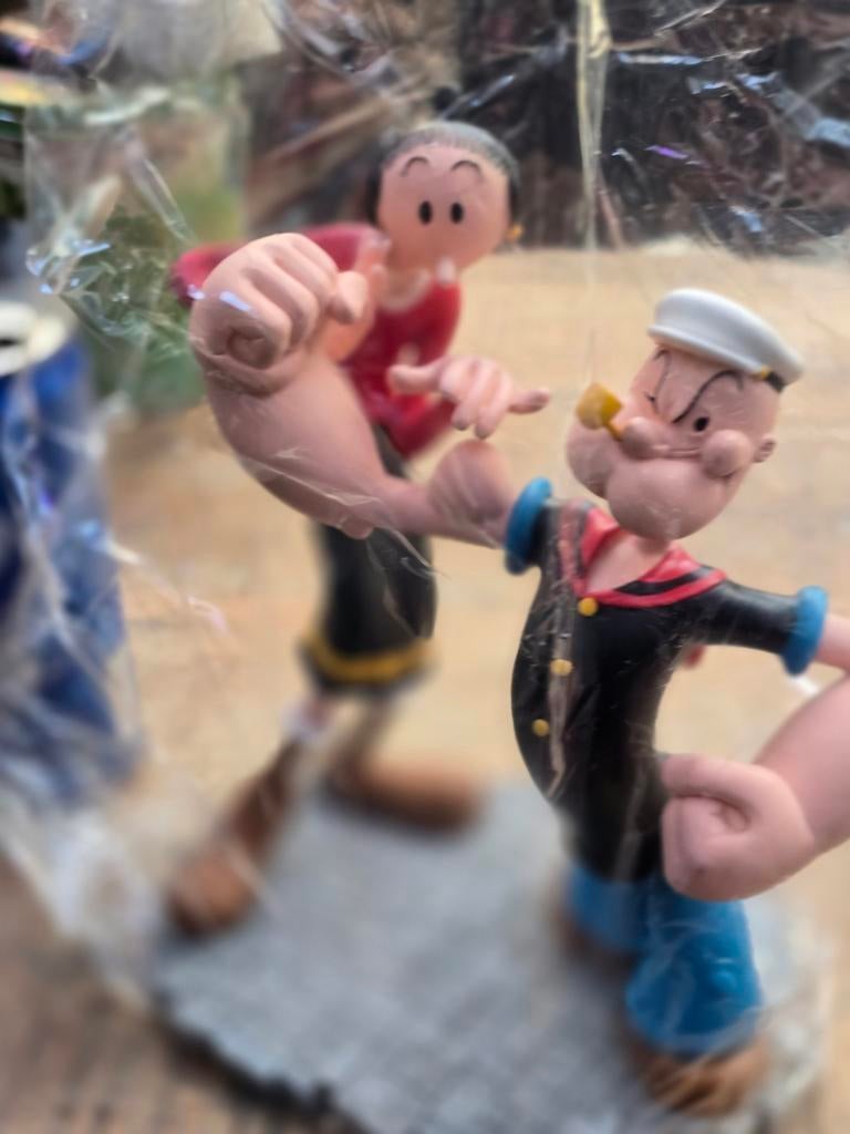 Nieuw in verzegeldezak popeye en olijfje beeld, Verzamelen, Stripfiguren, Ophalen of Verzenden, Nieuw, Beeldje of Figuurtje