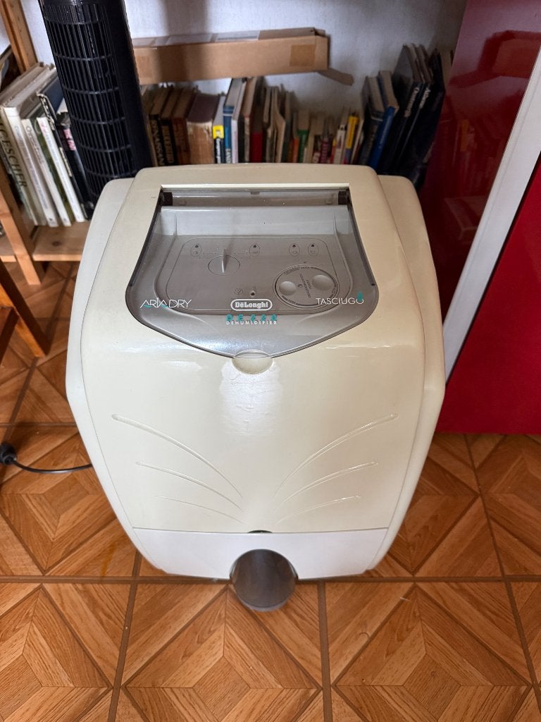 Ontvochtiger DeLonghi DE220 eco, Witgoed en Apparatuur, Luchtbehandelingsapparatuur, Ophalen, Gebruikt, Luchtontvochter