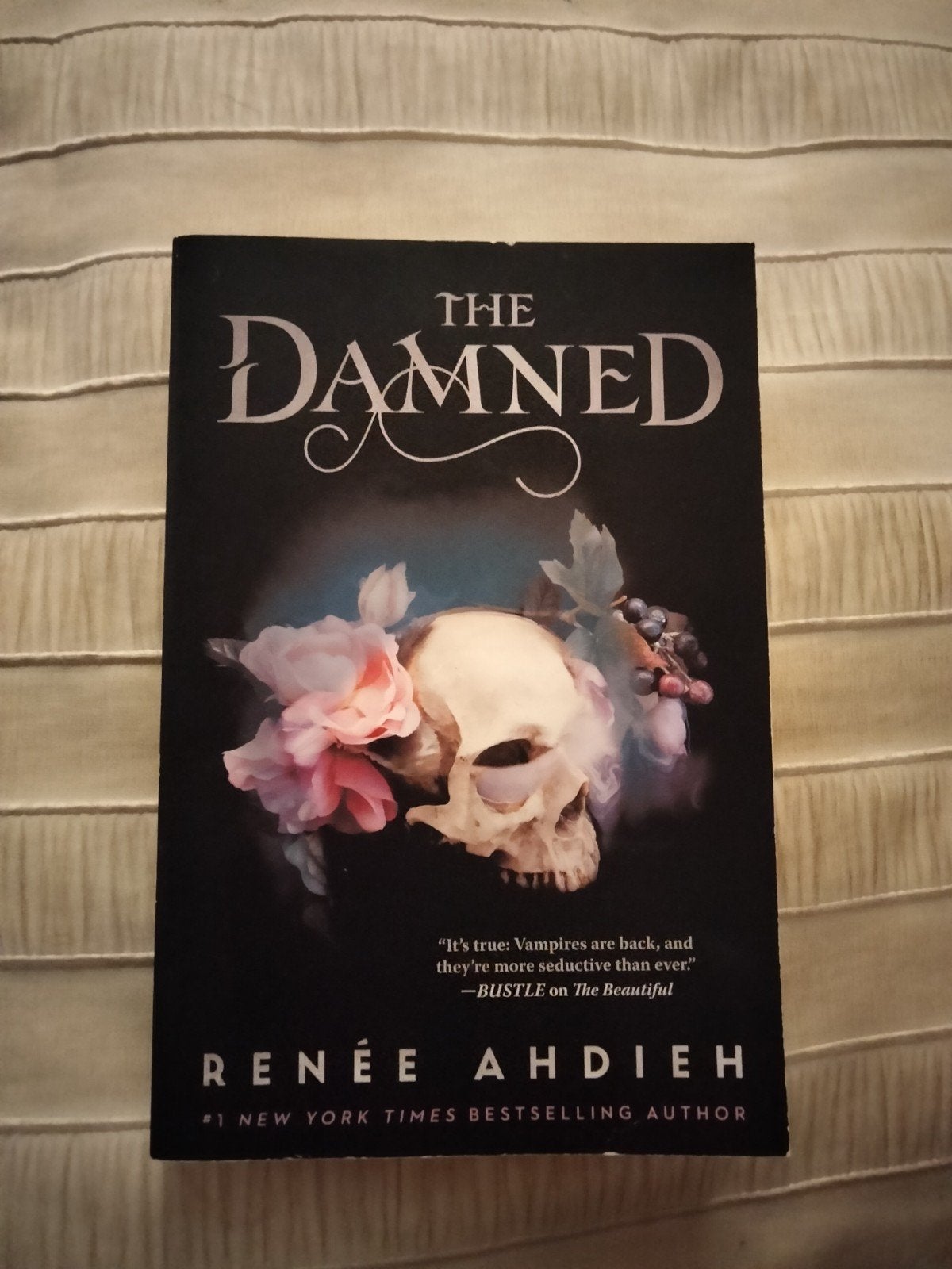 The damned Renee Ahdieh, Ophalen of Verzenden