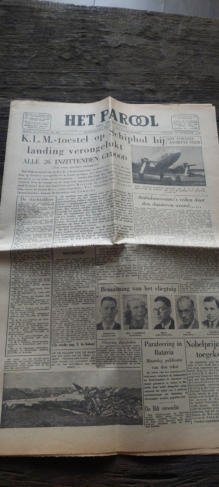 Oude krant 15 november 1946- Het Parool, Ophalen of Verzenden, 1940 tot 1960, Krant