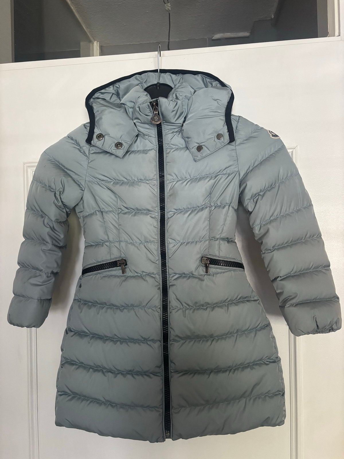 Moncler jas voor meisjes - Zo goed als nieuw, Ophalen of Verzenden, Zo goed als nieuw, Meisje