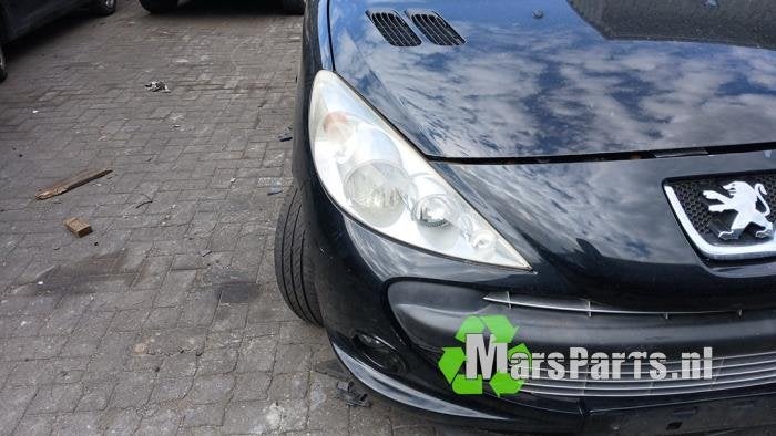 Koplamp rechts van een Peugeot 206 PLUS, Gebruikt, -, -, Ophalen of Verzenden