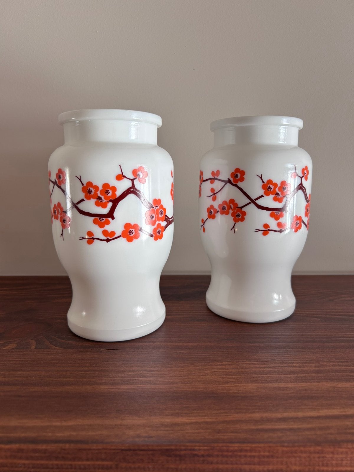 Retro melkglazen vaasjes, Ophalen of Verzenden, Huis en Inrichting