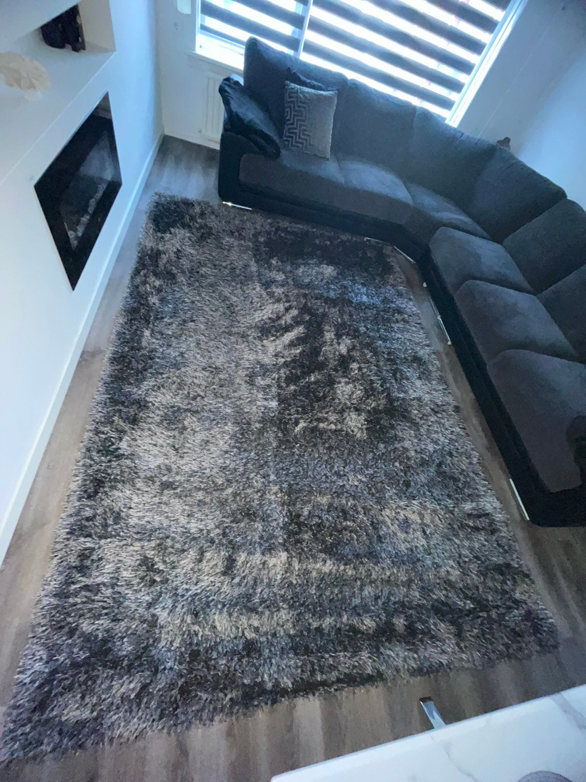 Grijs/zwart tapijt, Ophalen, Zwart, 200 cm of meer, Zo goed als nieuw
