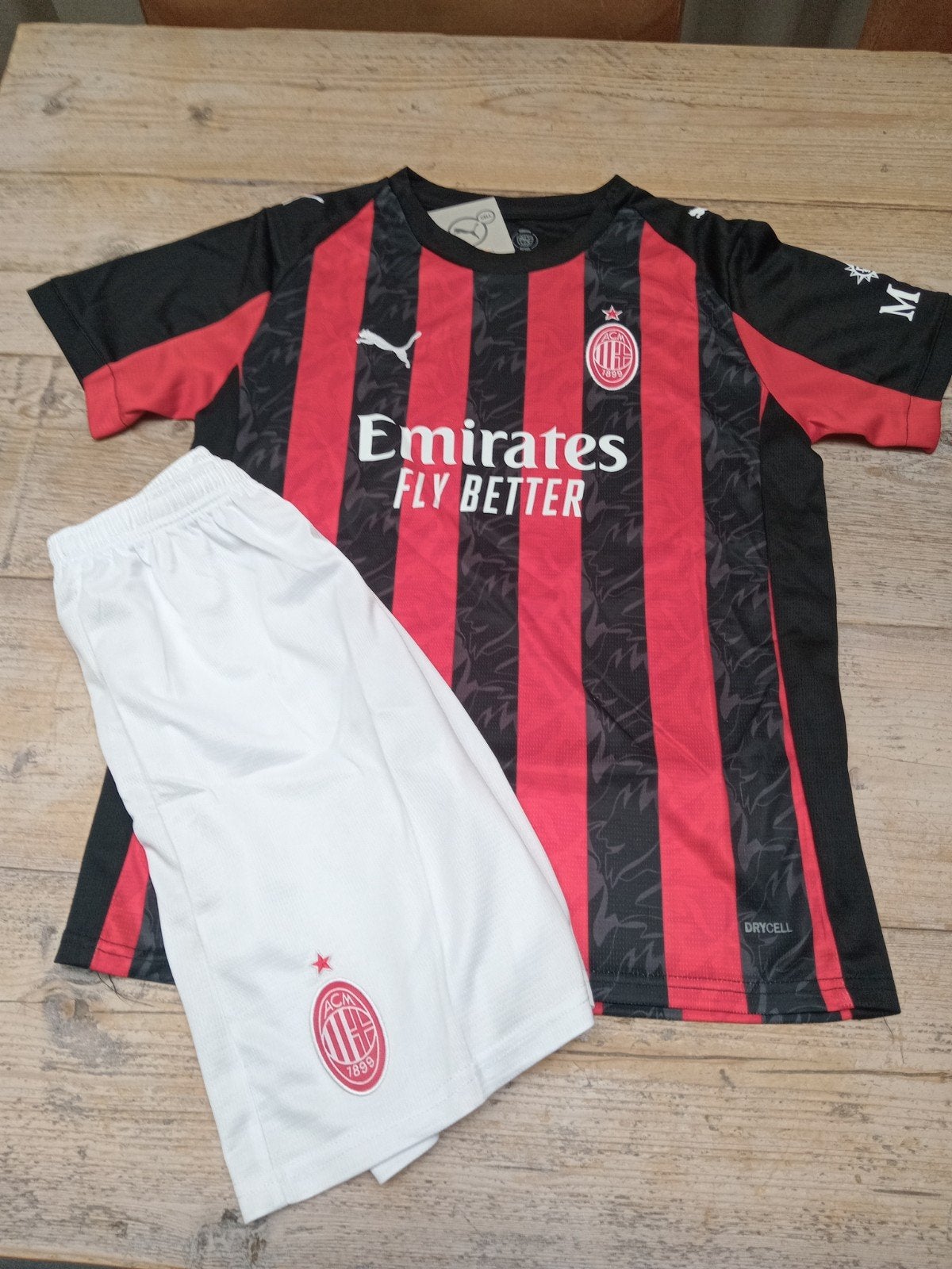 AC Milan Kinderset - Nieuw en Ongedragen, Ophalen of Verzenden, Nieuw