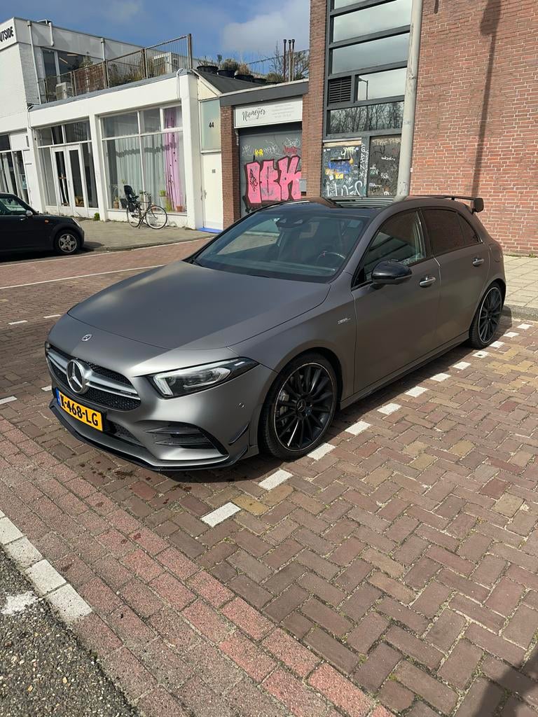 Mercedes-Benz A-Klasse A 35 AMG 4Matic 306pk AMG Akrapovič., Automaat, 1800 kg, 4 cilinders, Origineel Nederlands