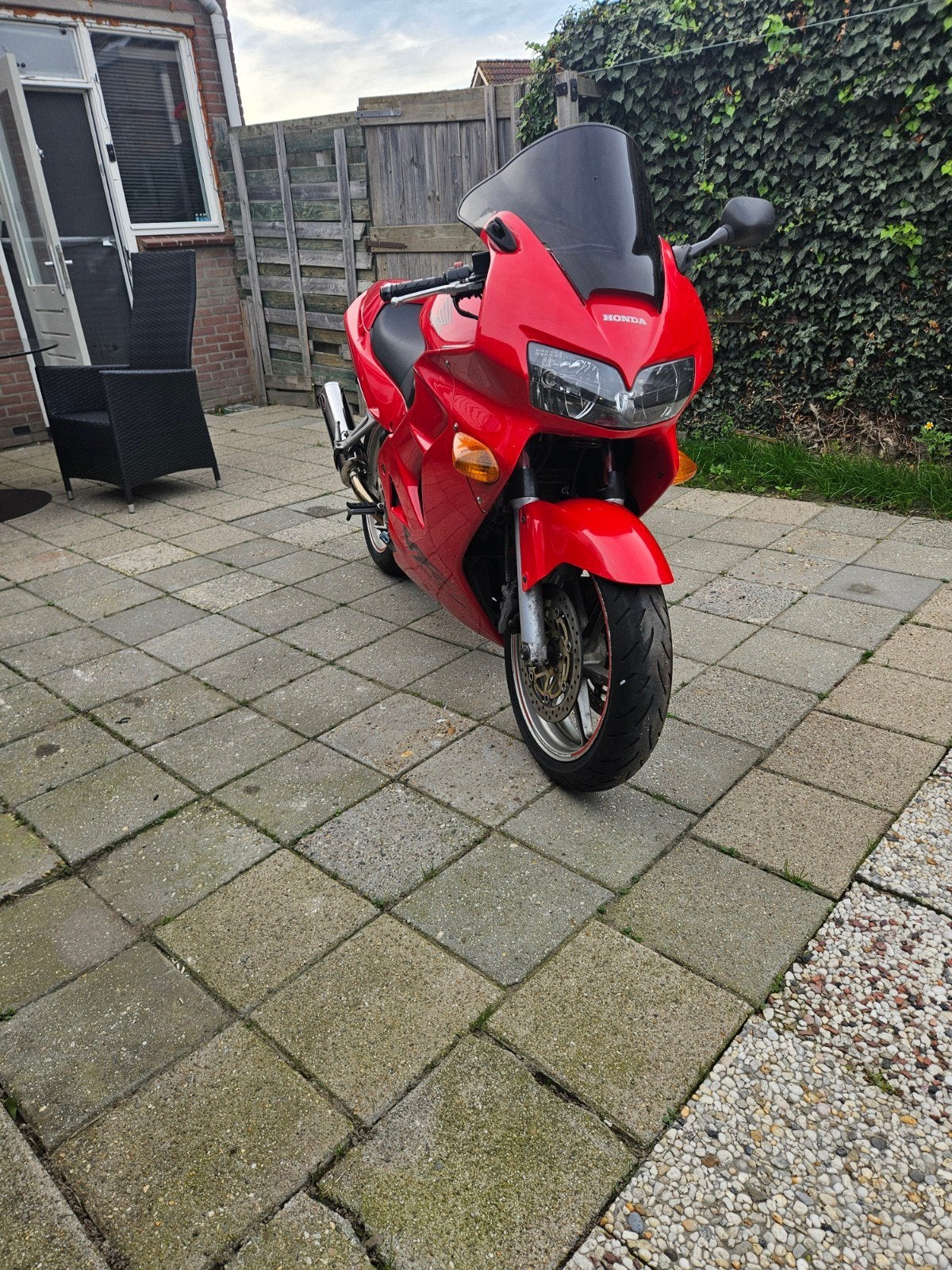 Honda vfr 800fi, Motoren, Ophalen, Nieuw