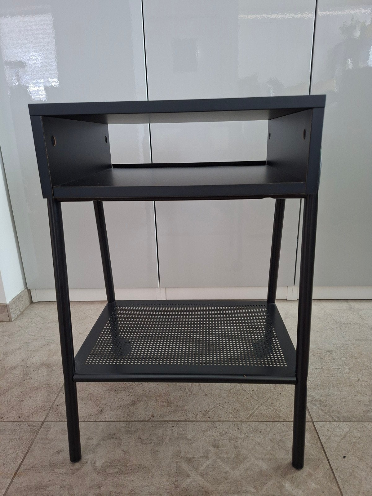 kastje tafeltje op wieltjes, Ophalen, Minder dan 45 cm, Metaal of Aluminium, 55 tot 70 cm