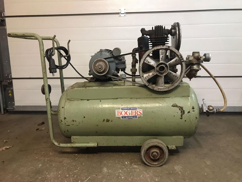 Compressor t.ea.b werkend 60 liter, Ophalen of Verzenden, Zo goed als nieuw, Minder dan 200 liter/min