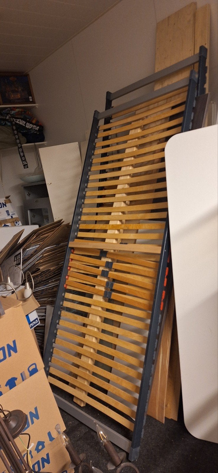 Twee verstelbare lattenbodems van 90x220 cm, Ophalen, 90 cm, Eenpersoons, Hout
