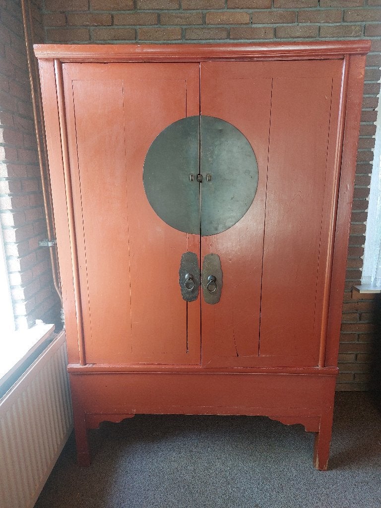 Chinese kast, Ophalen