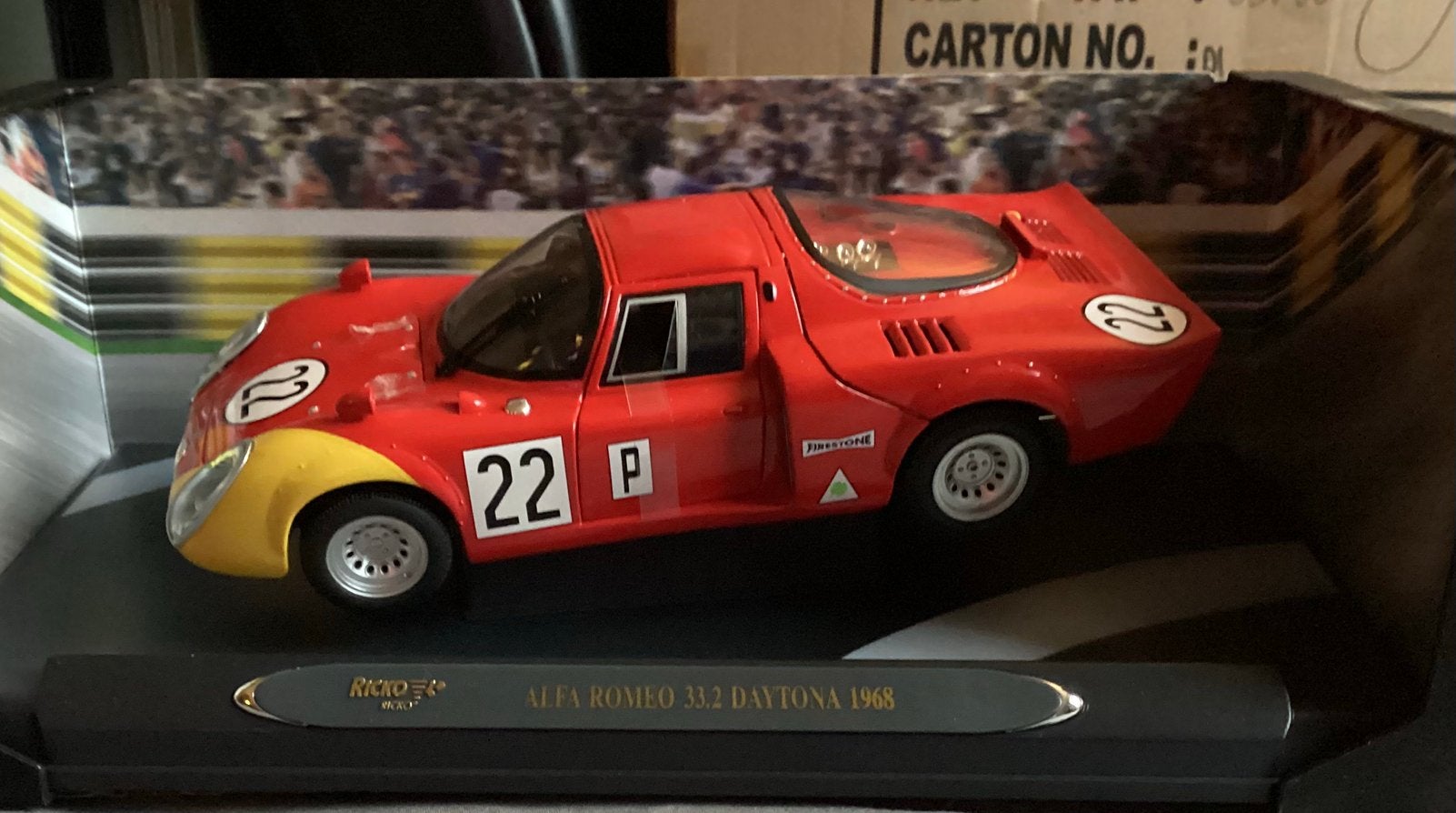 Alfa Romeo 33.2, Hobby en Vrije tijd, Modelauto's | 1:18, Ophalen of Verzenden, Zo goed als nieuw, Auto, Overige merken