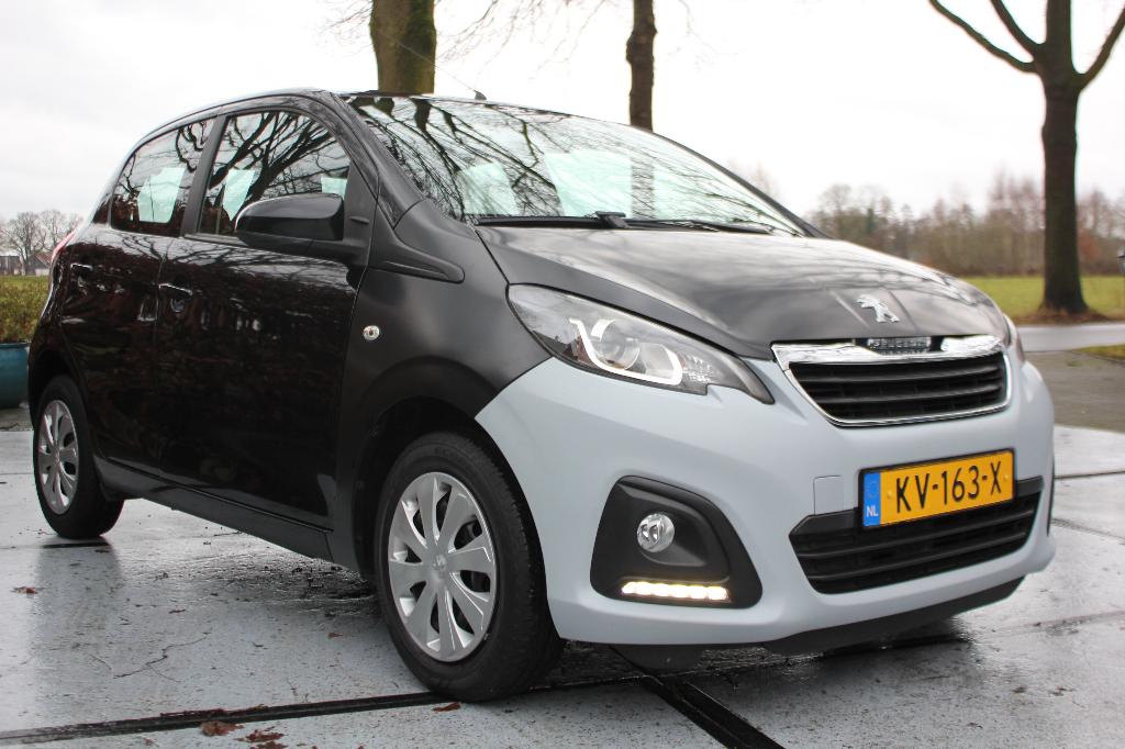 ZWARTE PEUGEOT 108 MET ALLEEN SPUITWERKZAAMHEDEN!!!, Auto diversen, Ophalen, Zwart, Handgeschakeld, 1000 cc