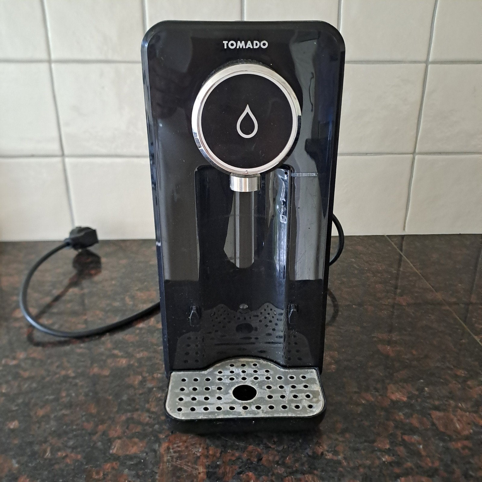Tomado heetwaterdispenser - Zwart, 1 tot 2 liter, Ophalen of Verzenden, Zo goed als nieuw