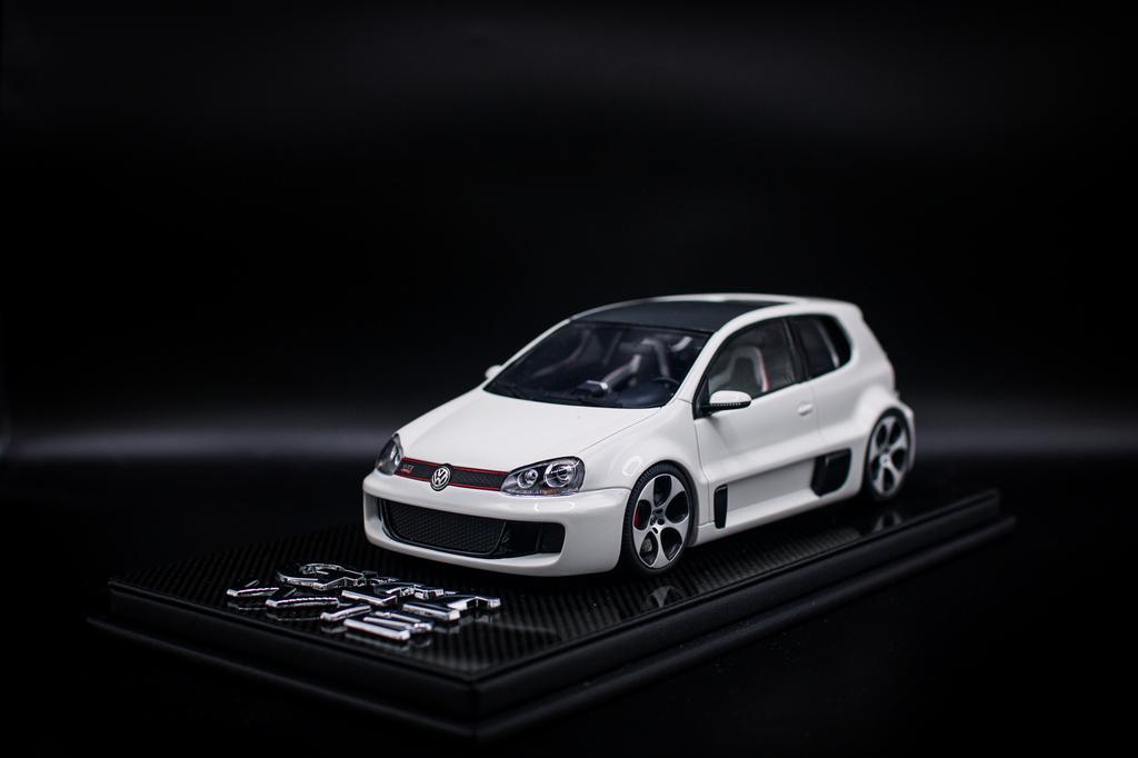 Volkswagen golf gti w12 650 ottomobile 1 18, Ophalen of Verzenden, Zo goed als nieuw, Auto, OttOMobile