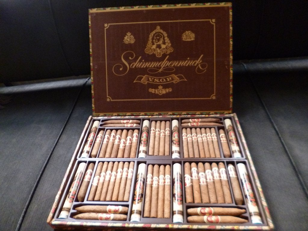 Oude Schimmelpenninck sigarendoos., Verzamelen, Rookartikelen, Aanstekers en Luciferdoosjes, Ophalen of Verzenden, Gebruikt, Tabaksdoos of Verpakking