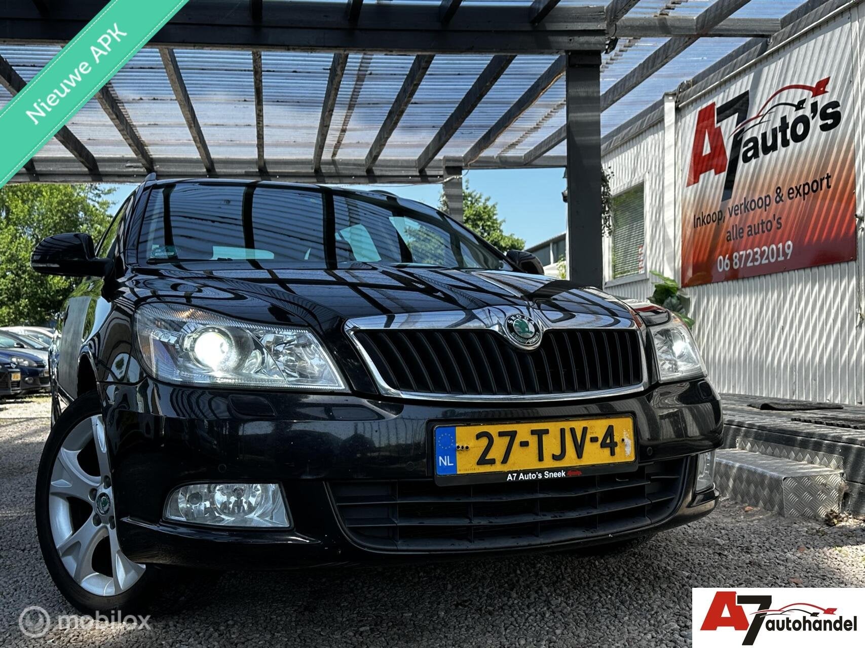 Skoda Octavia Combi 1.2TSI Elegance Business Line Nieuwe APK, Auto's, Voorwielaandrijving, Euro 5, Gebruikt, 4 cilinders