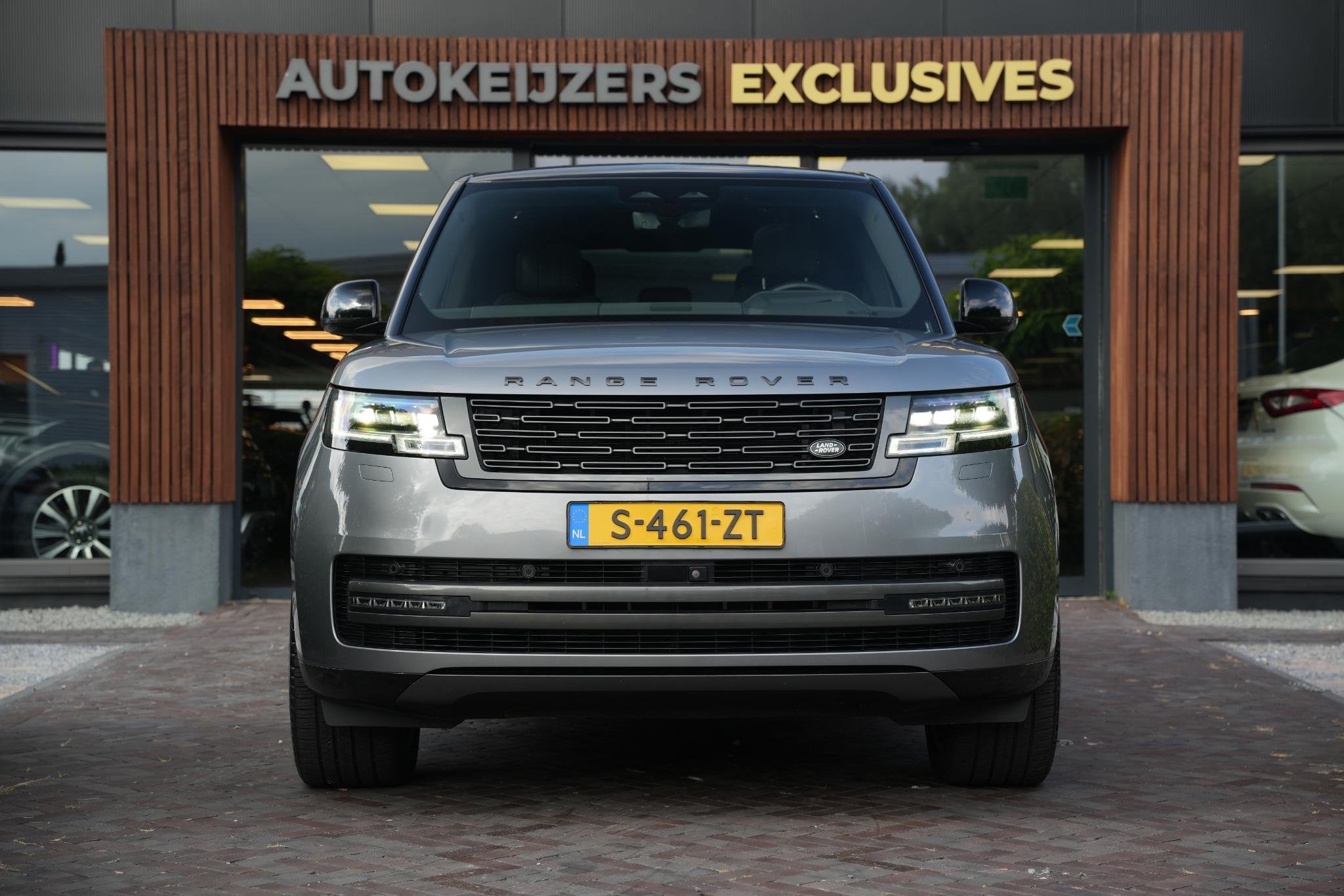 Land Rover Range Rover 3.0 P510e HSE PHEV 510 pk koelbox ele, Automaat, Gebruikt, 510 pk, 2500 kg