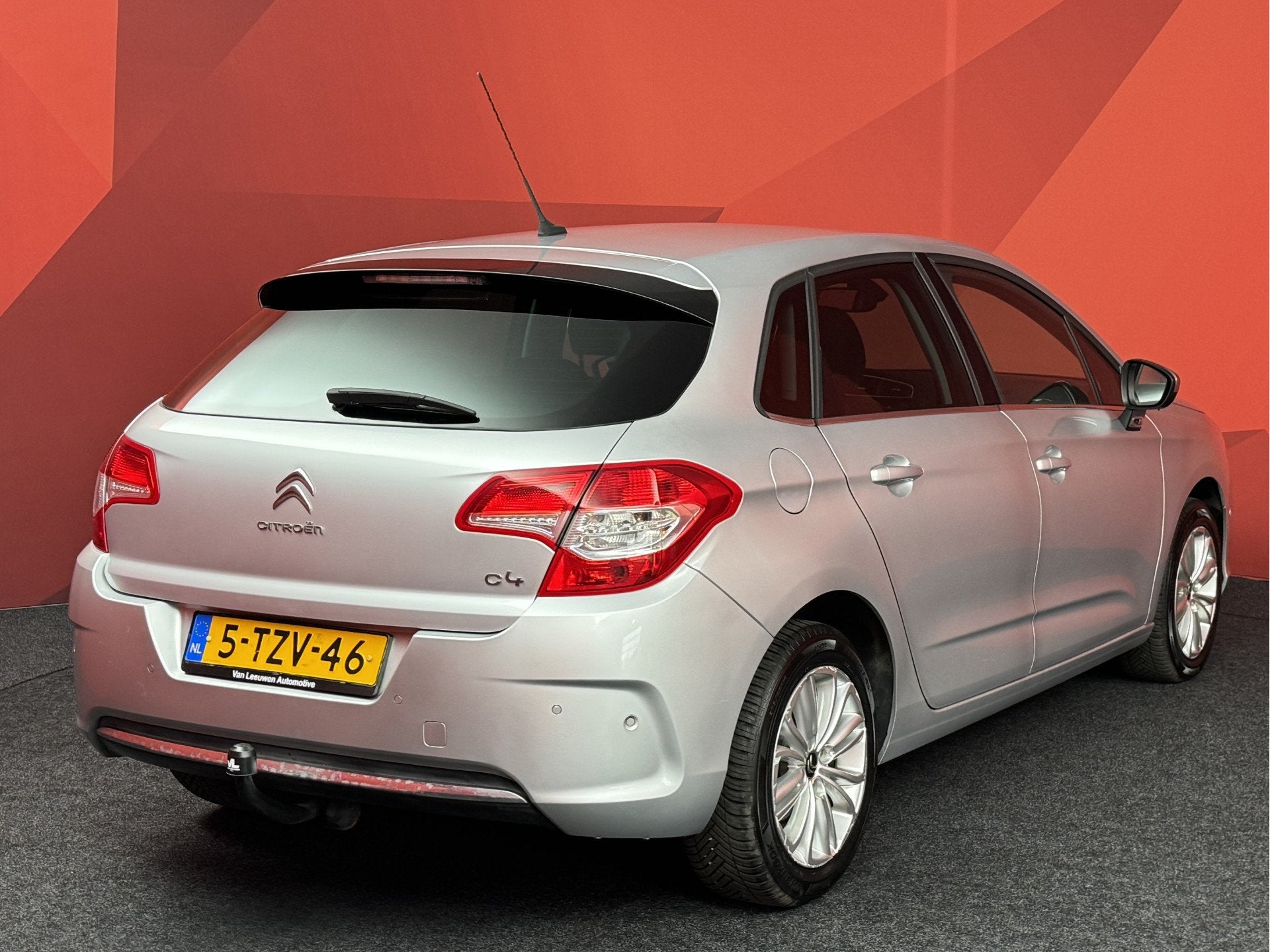 Citroen C4 1.2 PureTech Exclusive, Auto's, Stof, 1199 cc, Origineel Nederlands, Bedrijf