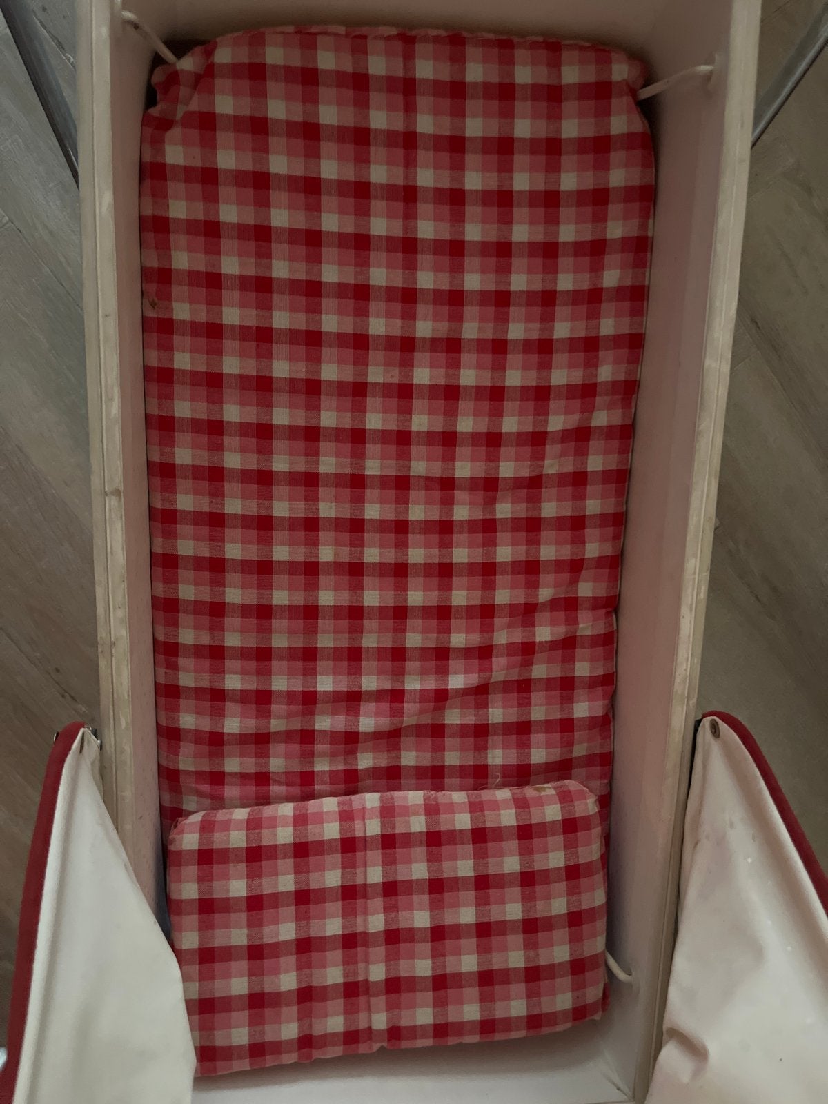 Vintage kinderwagen rood/wit geruit, Kinderen en Baby's, Kinderwagens en Combinaties, Ophalen, Gebruikt, Kinderwagen, Overige merken