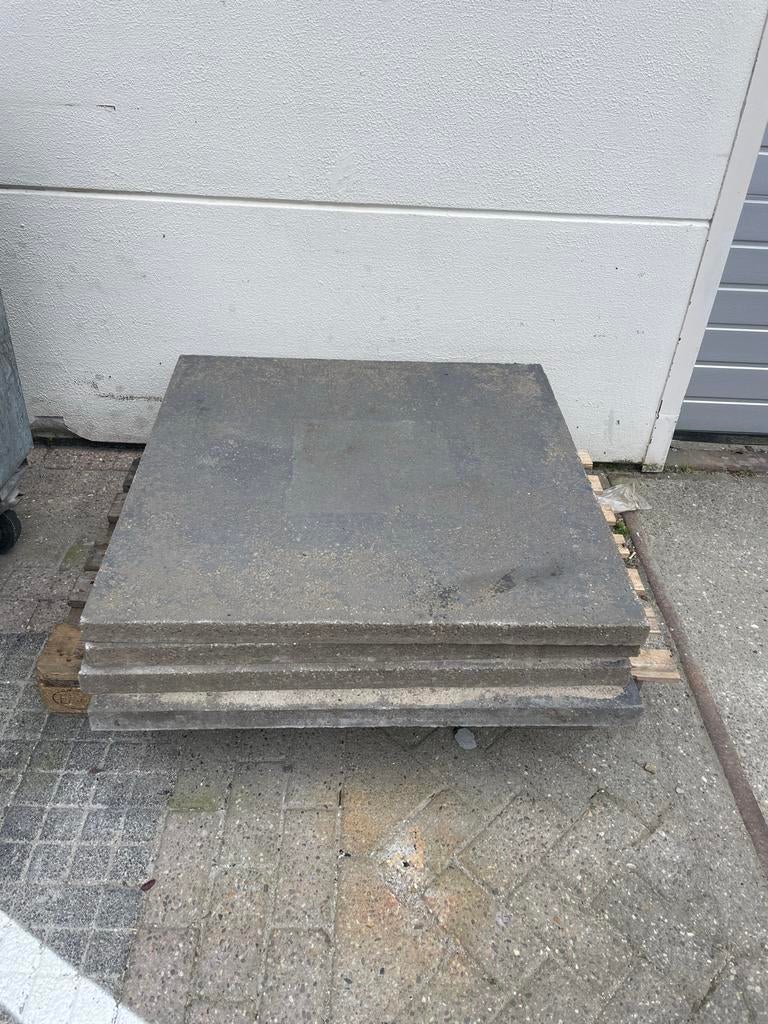 Schellevis tegels 100x100x5, Ophalen, Gebruikt, Minder dan 5 m², Beton