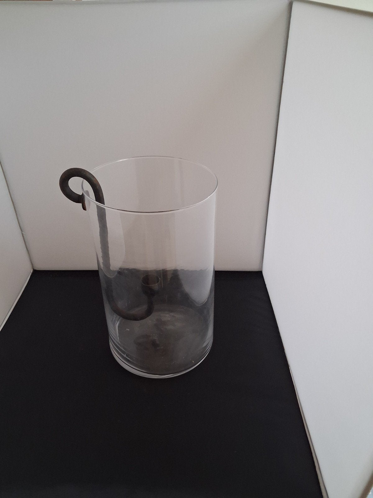 Windlicht met zware kandelaar, Nieuw, Ophalen of Verzenden, Metaal, 24 cm