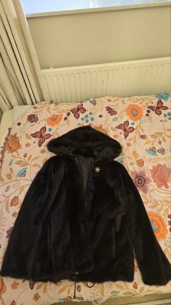 Mink Fur Coat with Hood EU36, Ophalen, Zo goed als nieuw, Maat 36 (S), Bruin