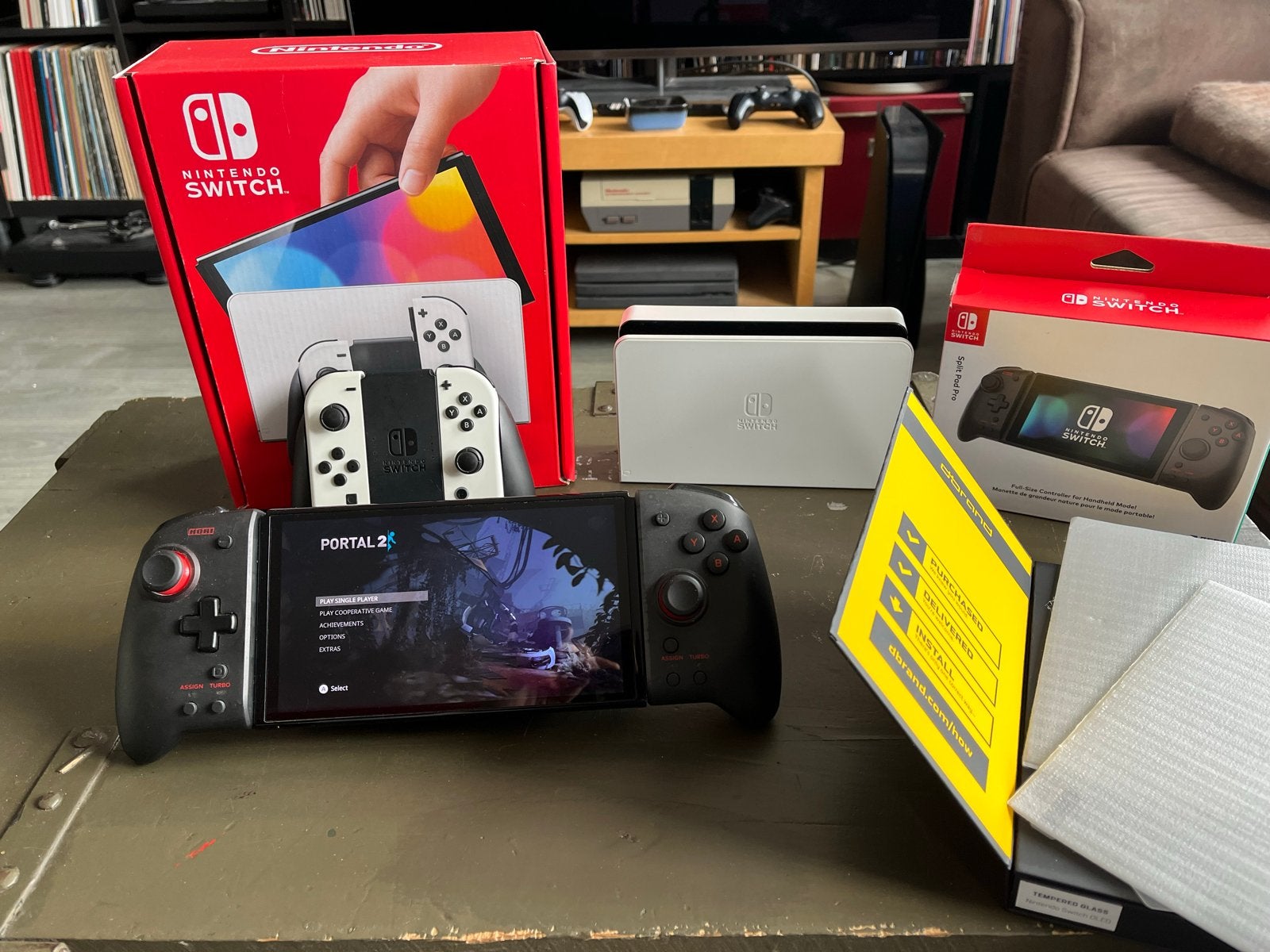 Nintendo Switch OLED met extra controller en games, Met games, Met 2 controllers, Zo goed als nieuw, Switch OLED