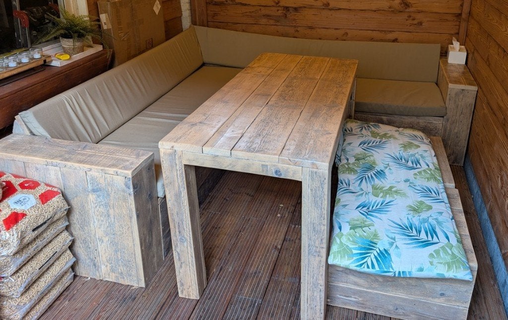 Moderne houten tuinset – hoekbank met tafel en 2 hockers, Ophalen, Gebruikt, 8 zitplaatsen, Loungeset