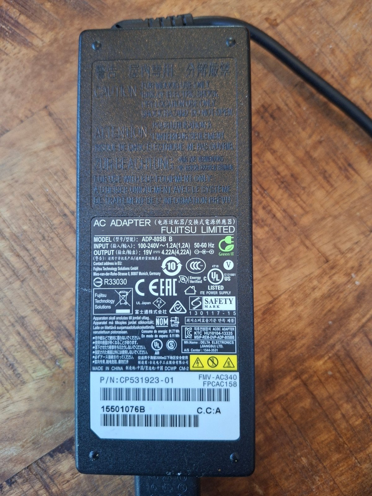 Fujitsu AC Adapter ADP-65SB B - Green IT, Computers en Software, Laptop-opladers, Ophalen of Verzenden, Gebruikt, Fujitsu