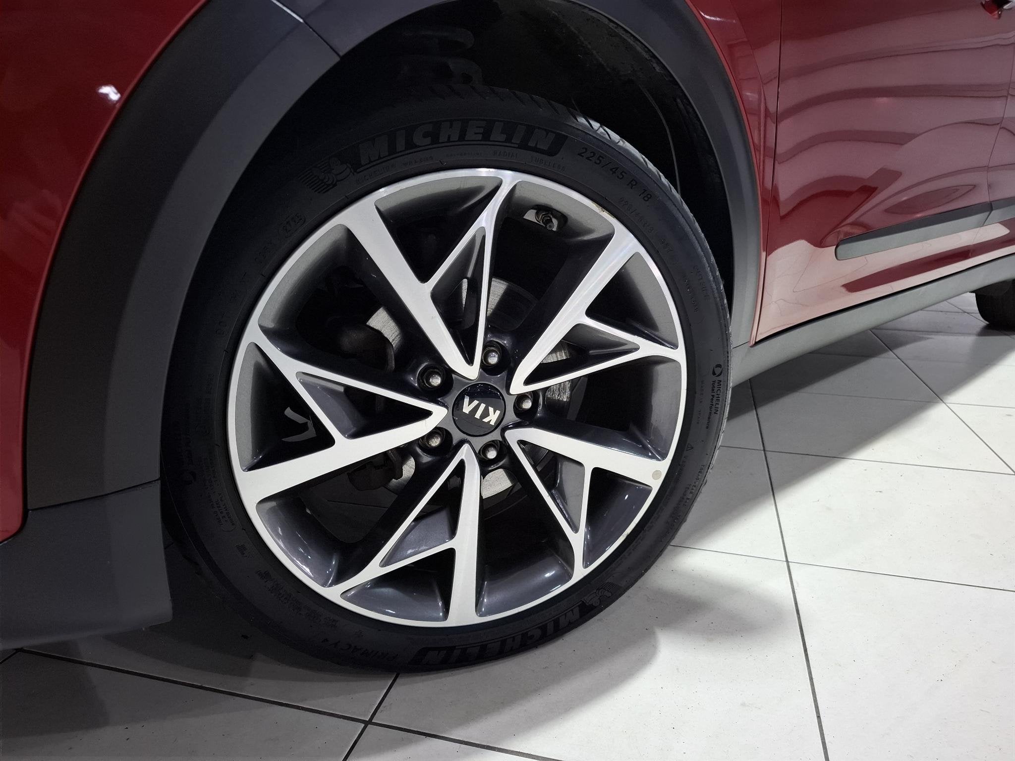 Kia Niro 1.6 GDi Hybrid DynamicPlusLine Trekhaak, Stoel en S, Auto's, Kia, Automatische klimaatregeling, Gebruikt, Euro 6, 2 kWh