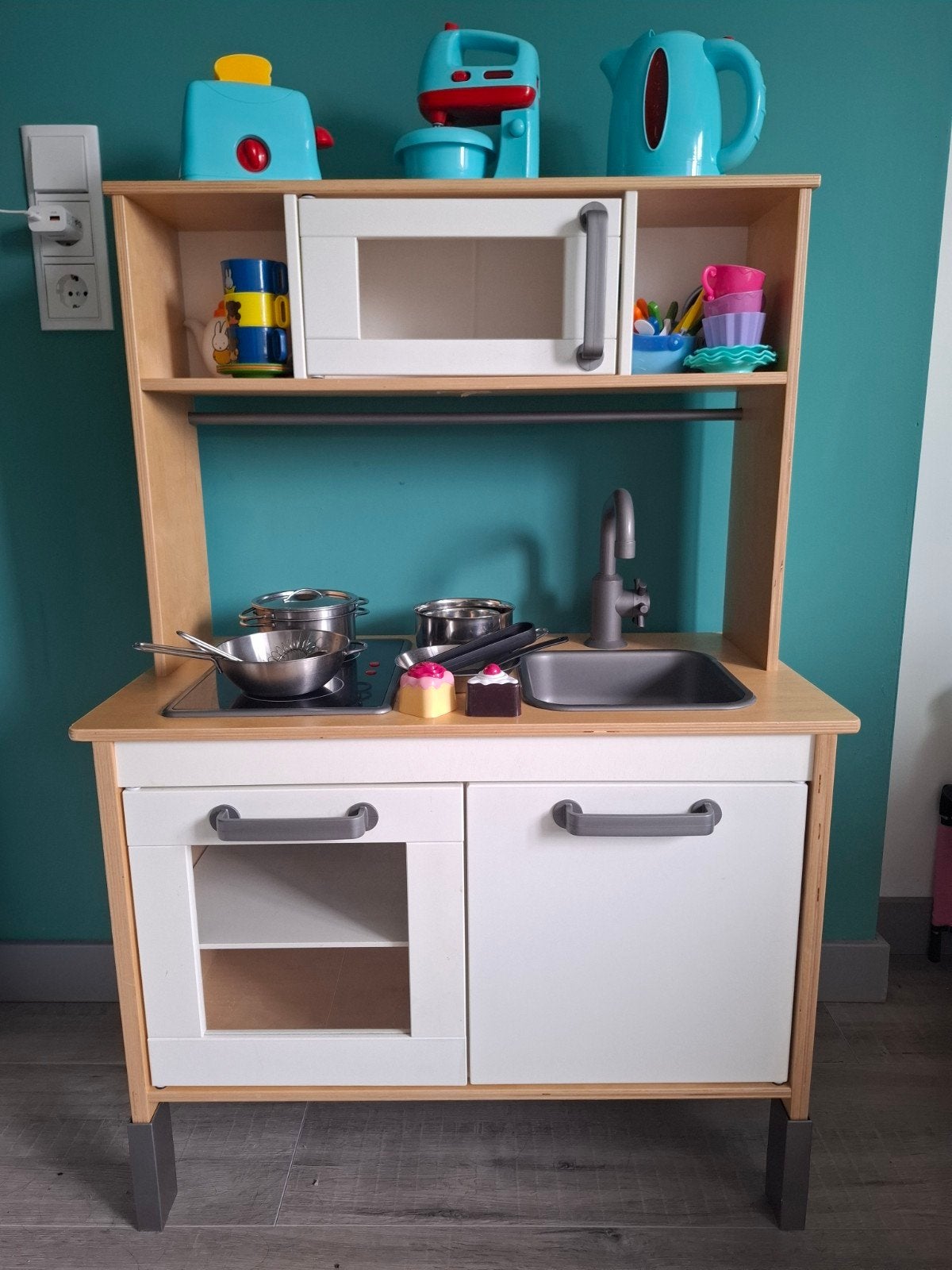 SPEELKEUKEN Ikea duktig met accessoires en schorten, Ophalen, Zo goed als nieuw, Ontdekken